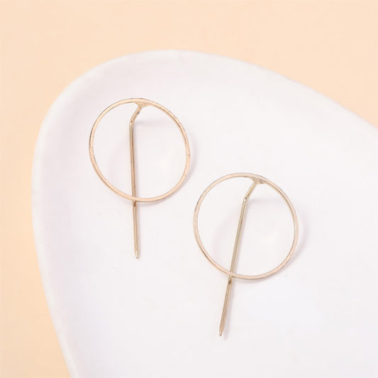 Charming Gold Piece for Any Occasion