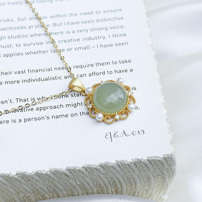 Stunning Gold Necklace for Daily Wear