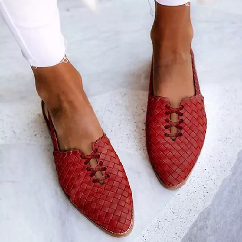 KS | Woven slip-on apartments