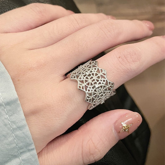 Classic Ring with Timeless Appeal