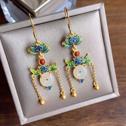Stunning Gold Earring for Daily Wear