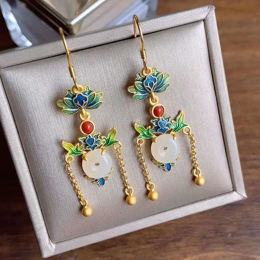 Stunning Gold Earring for Daily Wear
