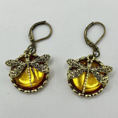 Charming Earring for Any Occasion