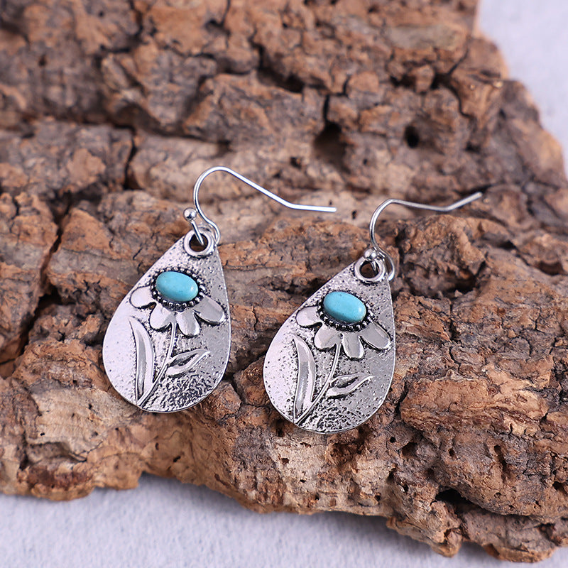 Charming Earring for Any Occasion