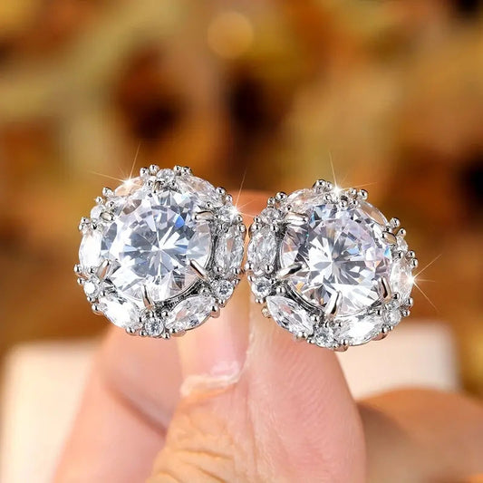 Charming Earring for Any Occasion
