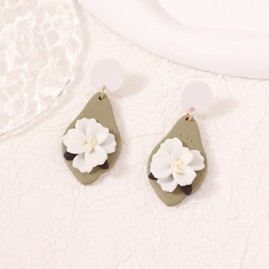 Romantic Earring for Special Moments