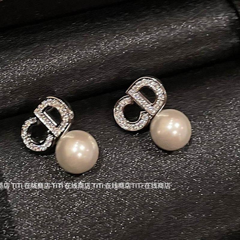 Elegant Pearl Earring for Every Occasion