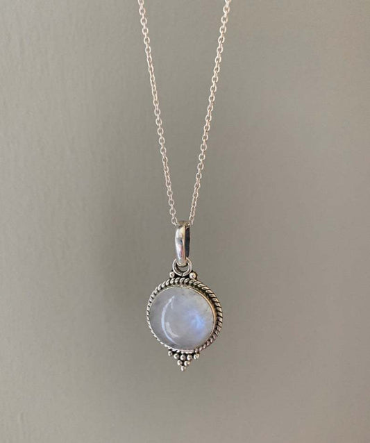 Charming Necklace for Any Occasion