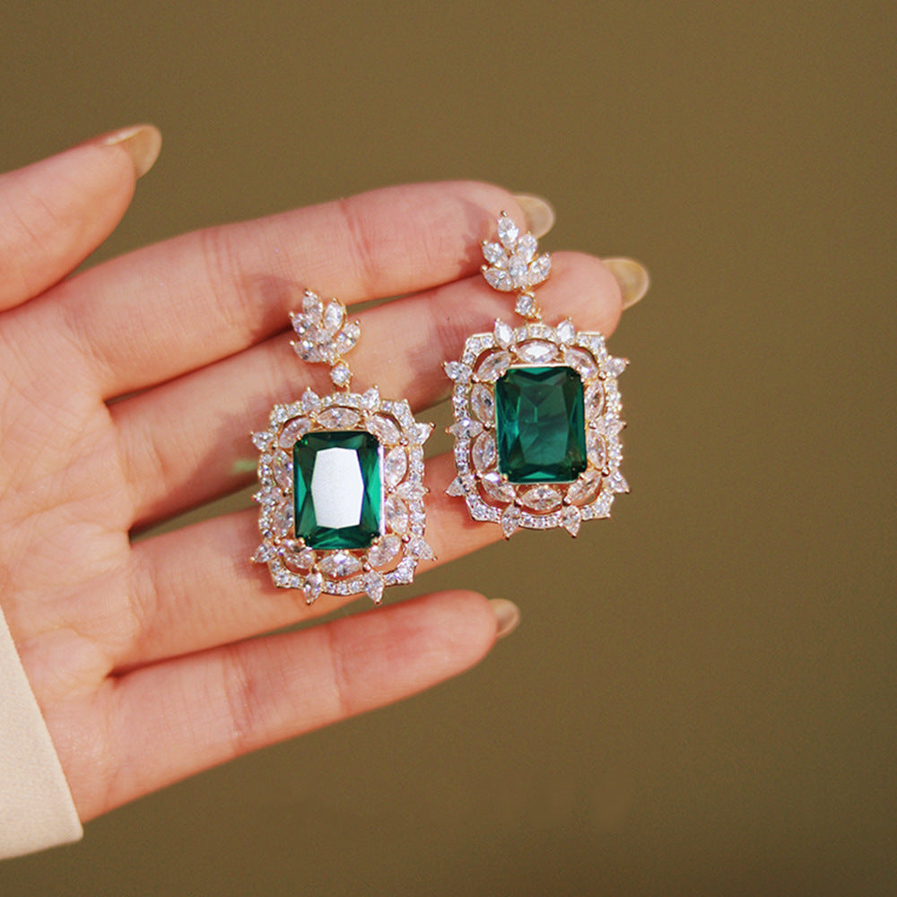 Stunning Earring for Daily Wear