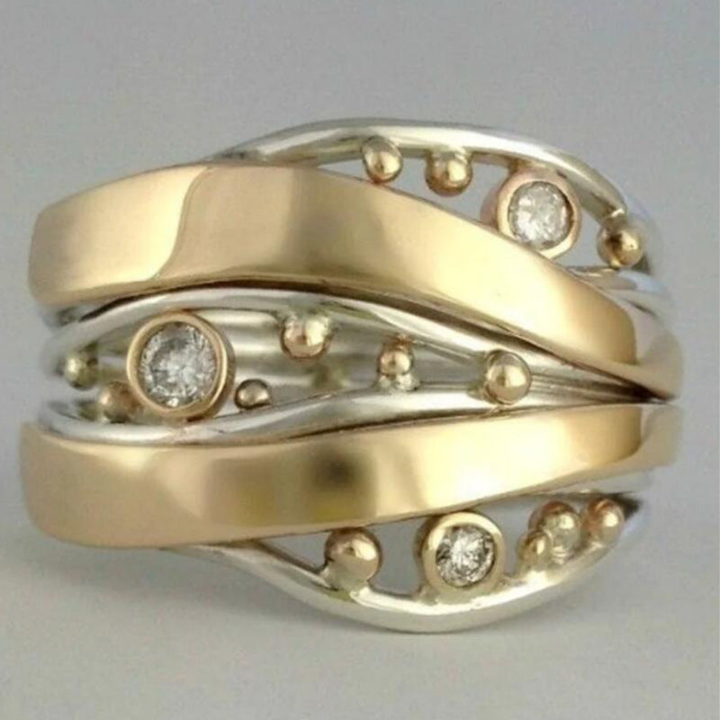 Romantic Gold Ring for Special Moments
