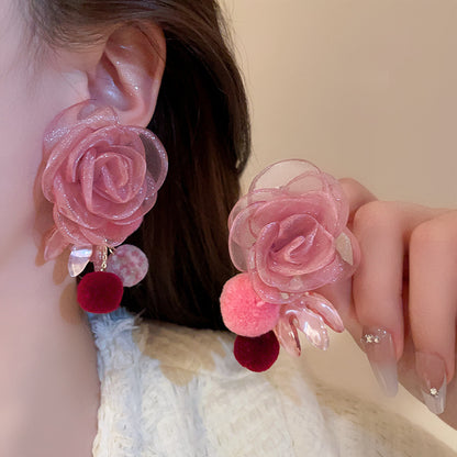 Classic Earring with Timeless Appeal