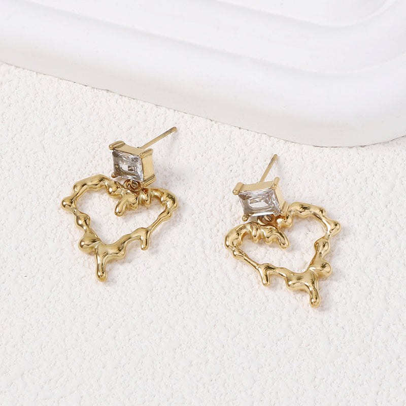 Charming Piece for Any Occasion