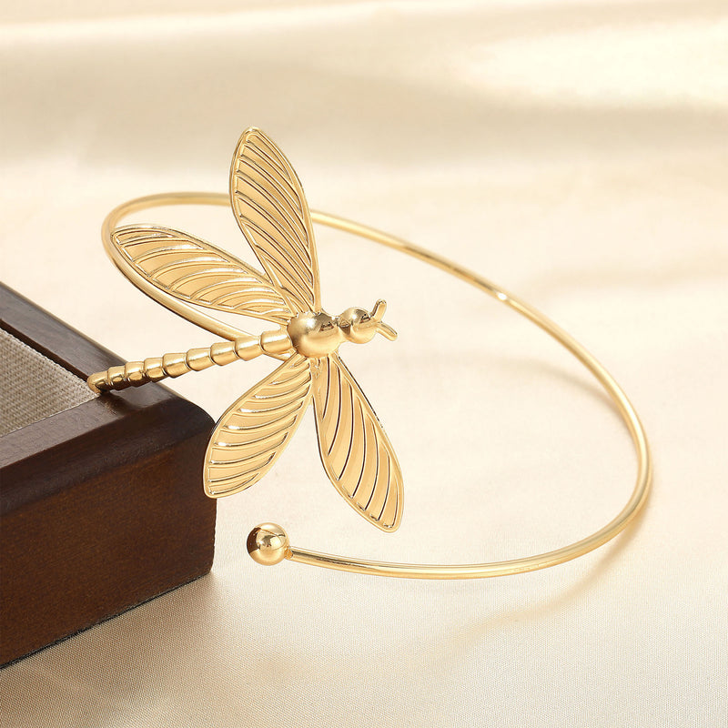 Charming Piece for Any Occasion