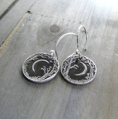 Charming Earring for Any Occasion