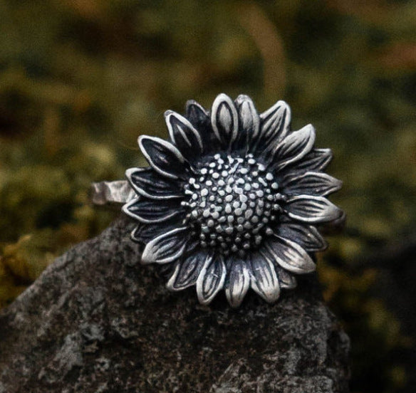 Stunning Ring for Daily Wear