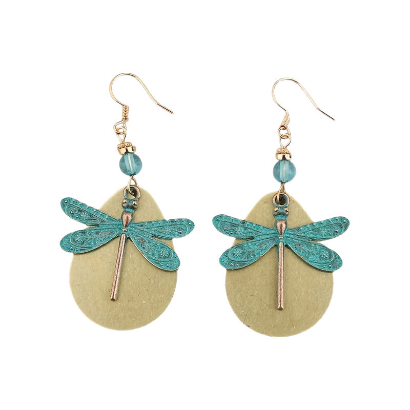 Classic Earring with Timeless Appeal