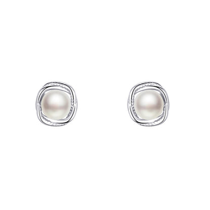 Stunning Pearl Earring for Daily Wear