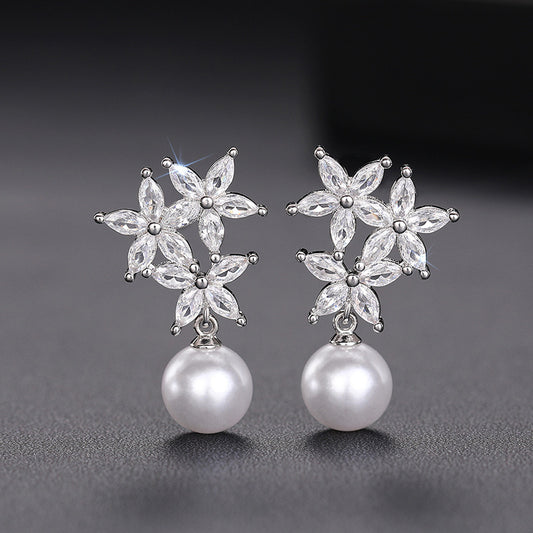 Classic Pearl Earring with Timeless Appeal