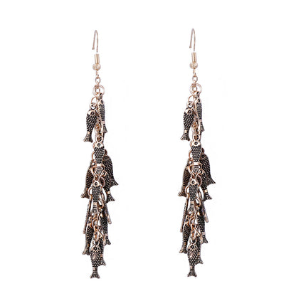 Elegant Gold Piece for Every Occasion