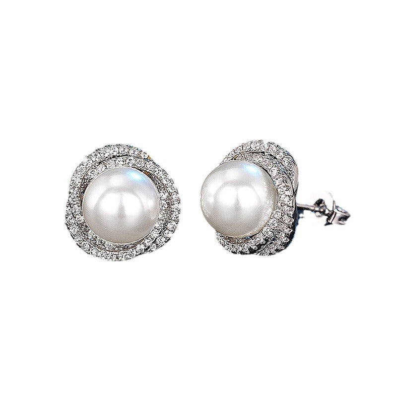 Stunning Pearl Earring for Daily Wear