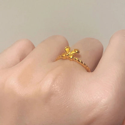 Classic Ring with Timeless Appeal