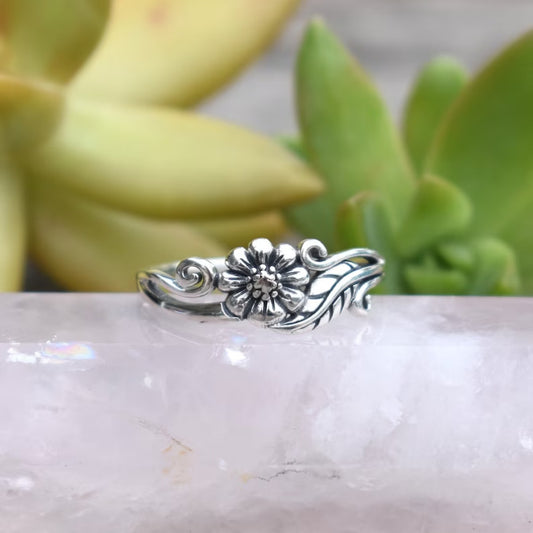 Beautiful Ring with Unique Style