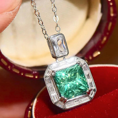 Beautiful Piece with Unique Style