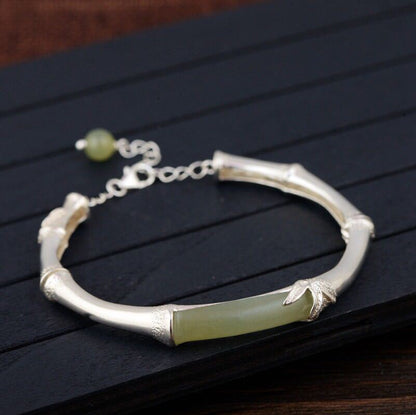Charming Silver Bracelet for Any Occasion