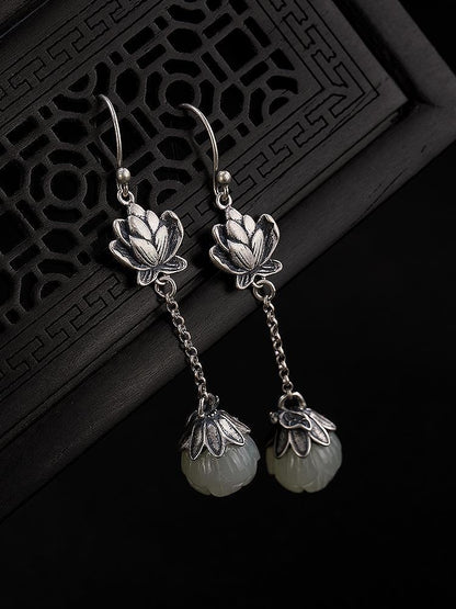Classic Silver Earring with Timeless Appeal