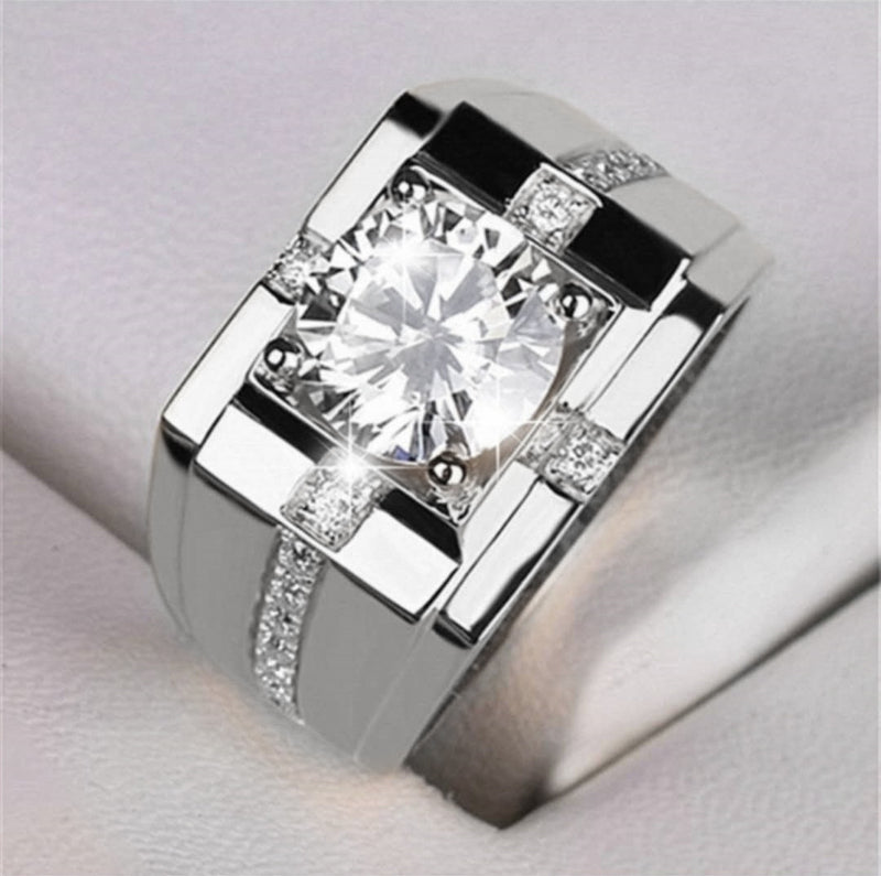 Classic Silver Ring with Timeless Appeal