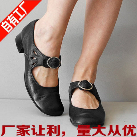 Graceful Orthopedic Shoes for Modern Look