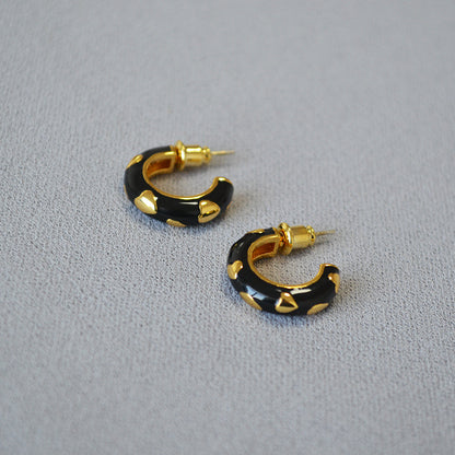 Elegant Gold Earring for Every Occasion