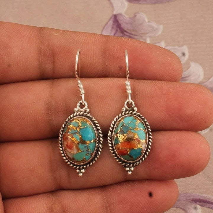 Charming Piece for Any Occasion