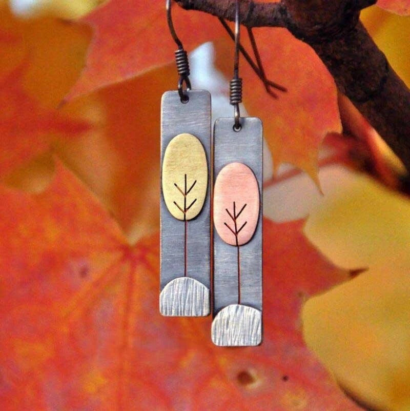 Charming Earring for Any Occasion