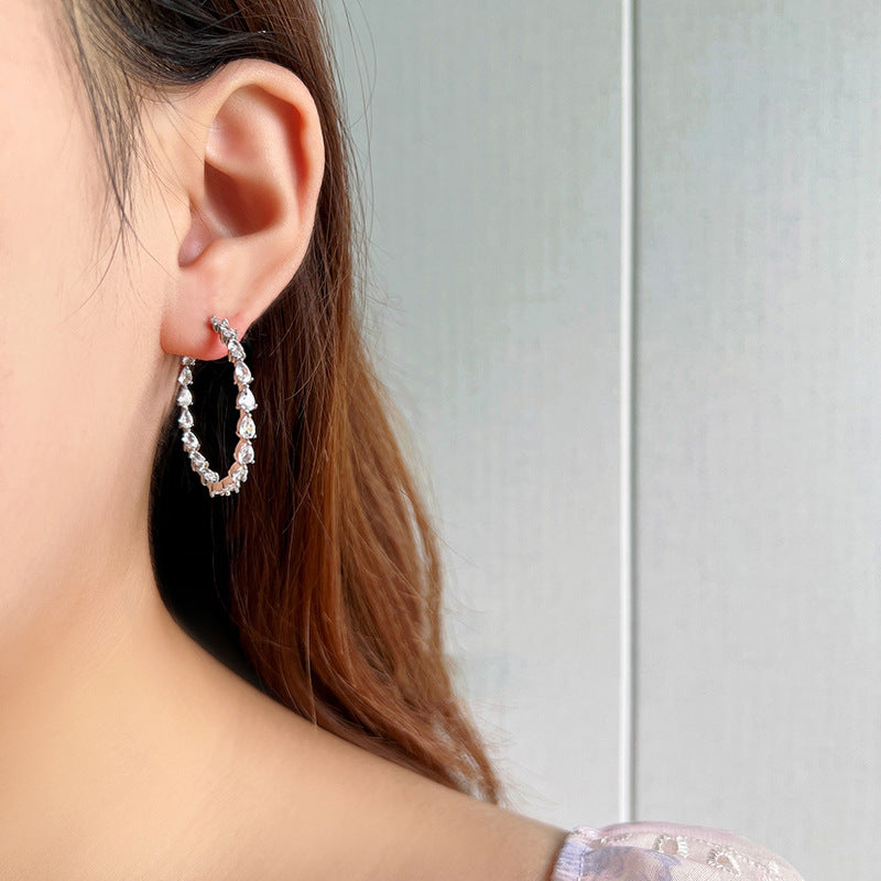 Classic Earring with Timeless Appeal
