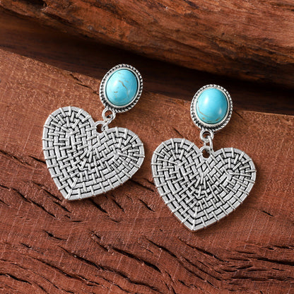 Charming Earring for Any Occasion