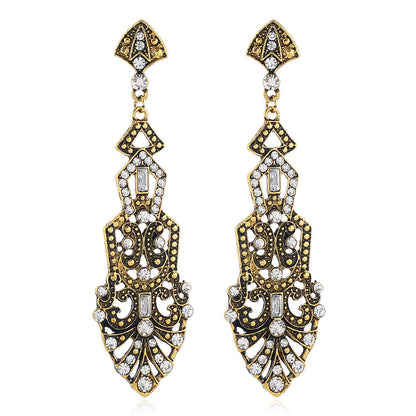 Romantic Earring for Special Moments