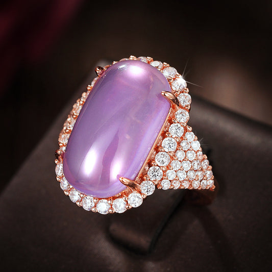 Charming Piece for Any Occasion
