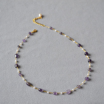 Classic Pearl Necklace with Timeless Appeal