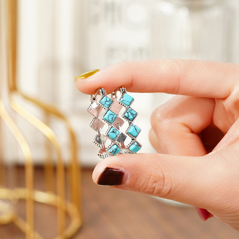 Stunning Earring for Daily Wear