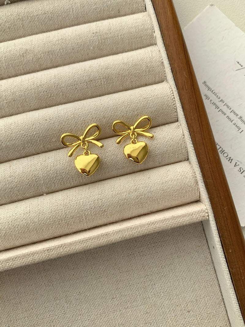 Classic Earring with Timeless Appeal