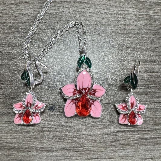 Beautiful Piece with Unique Style