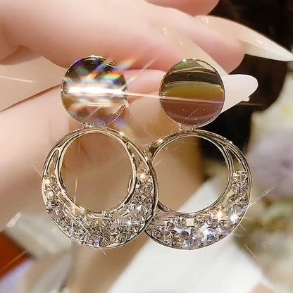 Charming Earring for Any Occasion