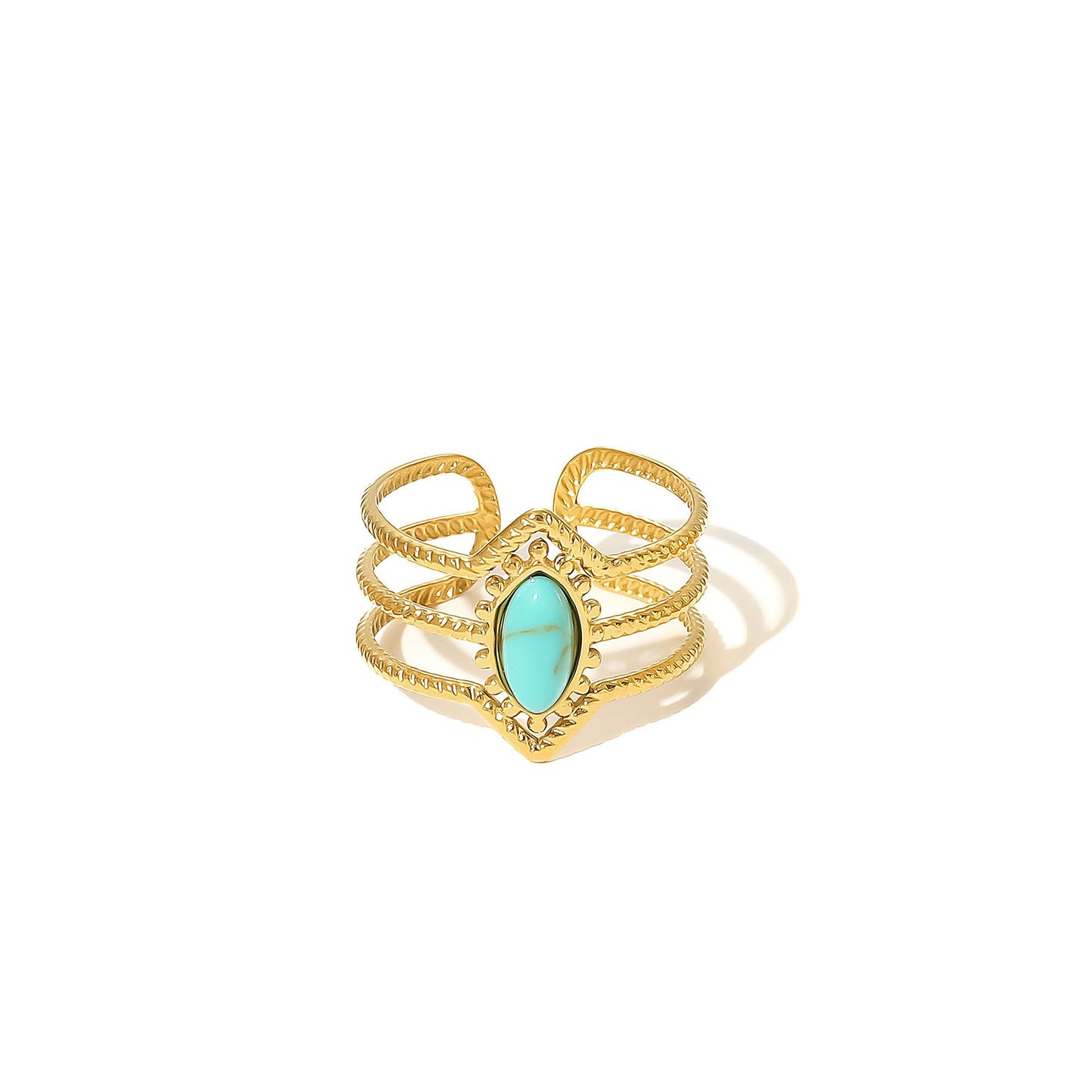 Romantic Gold Bracelet for Special Moments