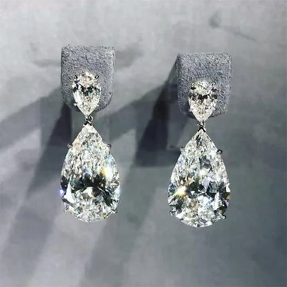 Charming Earring for Any Occasion
