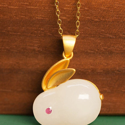 Beautiful Gold Set with Unique Style