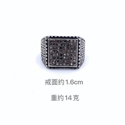Classic Ring with Timeless Appeal