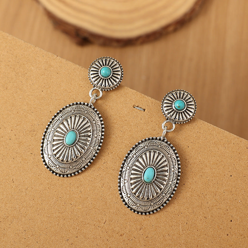Classic Earring with Timeless Appeal