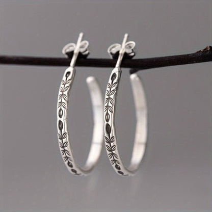 Charming Piece for Any Occasion