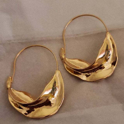Stunning Gold Earring for Daily Wear